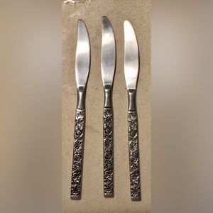 HANFORD FORGE Modern Solid Knife
Finesse (Stainless) Set of 3